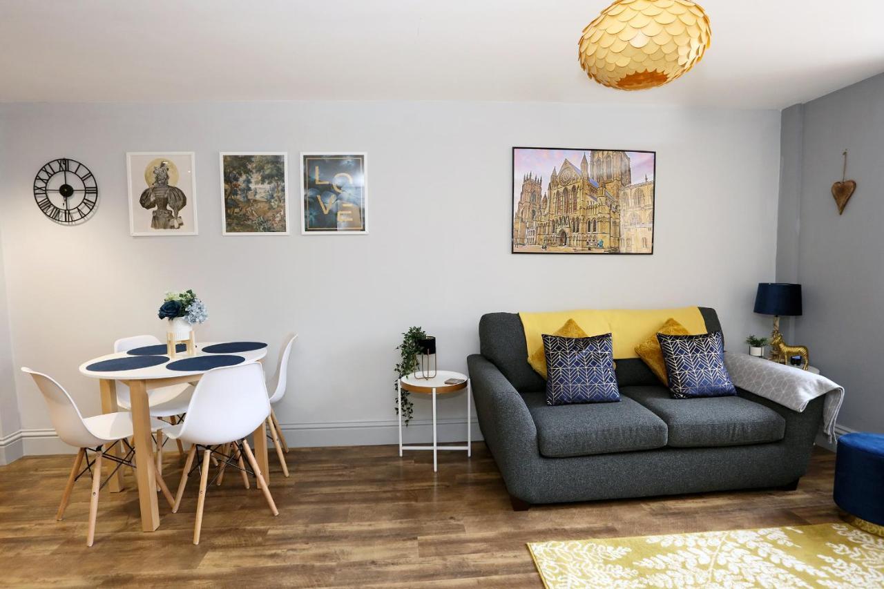 יורק George Hudson Court Apartments מראה חיצוני תמונה
