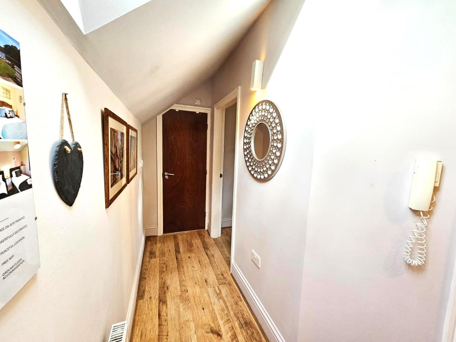 יורק George Hudson Court Apartments מראה חיצוני תמונה